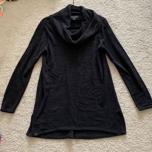 Barefoot dreams cozy chic ultralite black cowl-neck tunic, size small